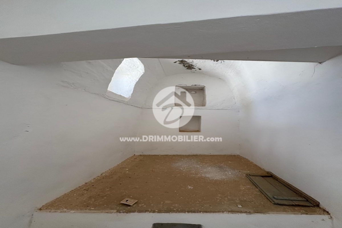 V794 -   Houch Djerbien Djerba