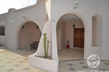 L166 -                            Sale
                           Villa avec piscine Djerba