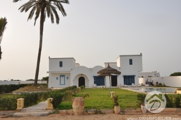 L169 -                            Vente
                           Villa avec piscine Djerba