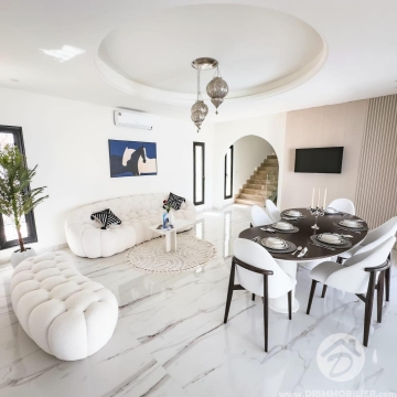 L174 -                            بيع
                           Villa avec piscine Djerba