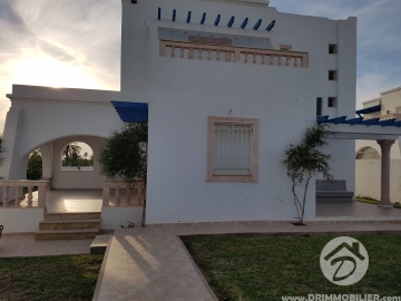 L176 -                            Vente
                           Villa avec piscine Djerba