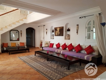 L177 -                            Sale
                           Villa Meublé Djerba