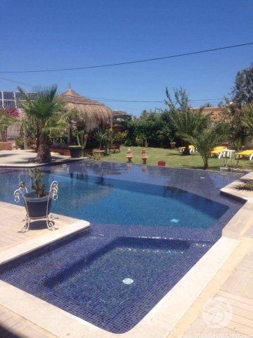  L245 -  Koupit  Vila s bazénem Djerba