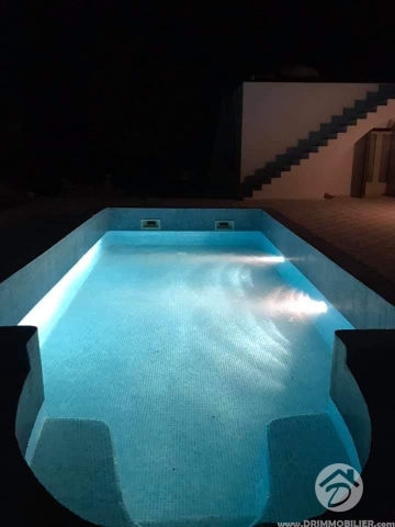 L248 -                            Vente
                           Villa avec piscine Djerba