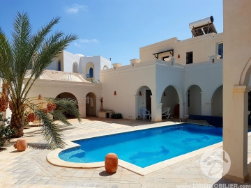 L249 -                            Vente
                           Villa avec piscine Djerba