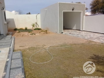 L250 -                            Sale
                           Villa avec piscine Djerba