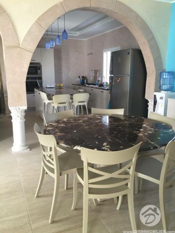 L259 -                            Sale
                           Villa avec piscine Djerba