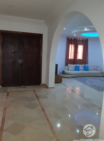 L262 -                            بيع
                           Villa avec piscine Djerba