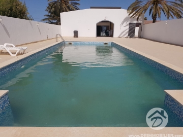 L270 -                            بيع
                           Villa avec piscine Djerba