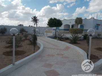 L271 -                            بيع
                           Villa Meublé Djerba