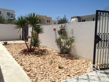 L277 -                            بيع
                           Villa avec piscine Djerba