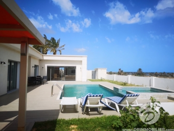 L311 -                            Sale
                           Villa avec piscine Djerba