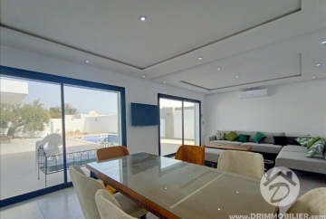  L324 -  Sale  Villa with pool Djerba