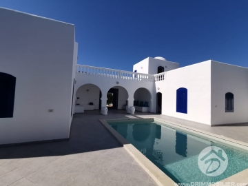 L333 -                            Sale
                           Houch Djerbien Djerba