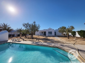  L344 -  Vente  Villa avec piscine Djerba