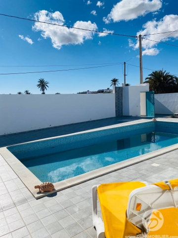 L367 -                            Vente
                           Villa avec piscine Djerba
