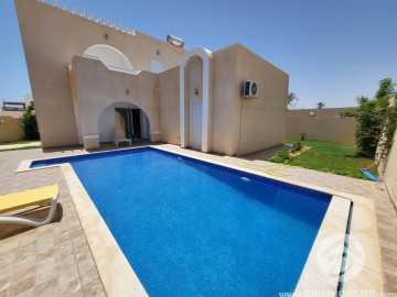  L377 -    Villa avec piscine Djerba