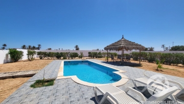 L385 -                            Sale
                           Villa avec piscine Djerba