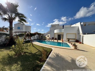 L461 -                            Vente
                           Villa avec piscine Djerba