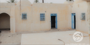 V130 -                            Sale
                           Houch Djerbien Djerba