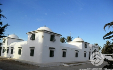 V170 -                            Vente
                           Houch Djerbien Djerba