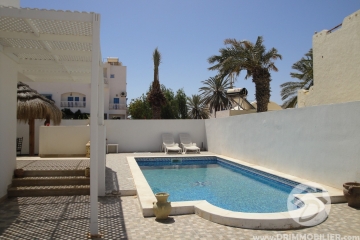 V22 -                            Vente
                           Villa avec piscine Djerba