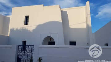 V268 -                            Sale
                           Villa avec piscine Djerba