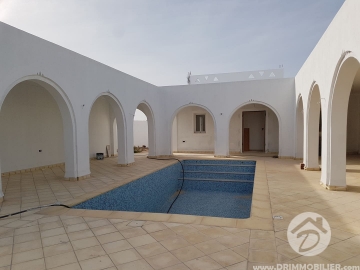 V295 -                            Vente
                           Villa avec piscine Djerba