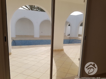 V295 -                            Vente
                           Villa avec piscine Djerba