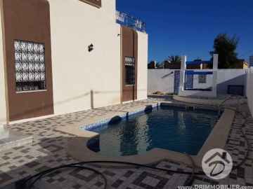 V296 -                            بيع
                           Villa avec piscine Djerba