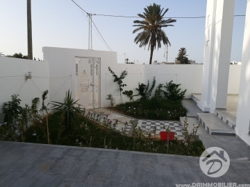 V298 -                            Sale
                           Villa avec piscine Djerba