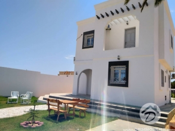 V301 -                            Vente
                           Villa avec piscine Djerba