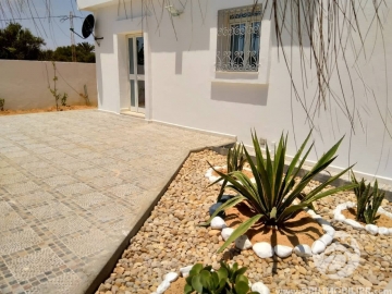 V301 -                            بيع
                           Villa avec piscine Djerba