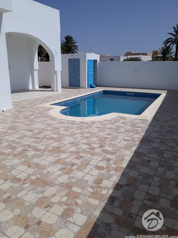 V306 -                            Vente
                           Villa avec piscine Djerba