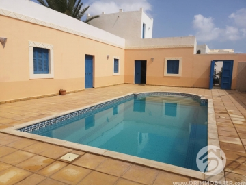 V331 -                            بيع
                           Villa avec piscine Djerba