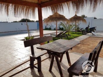 V332 -                            Vente
                           Villa avec piscine Djerba