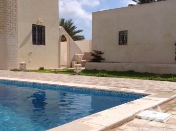 V337 -                            Sale
                           Villa avec piscine Djerba