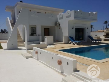 V341 -                            Vente
                           Villa avec piscine Djerba