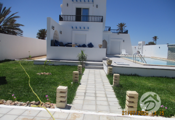 V391 -                            Sale
                           Villa avec piscine Djerba