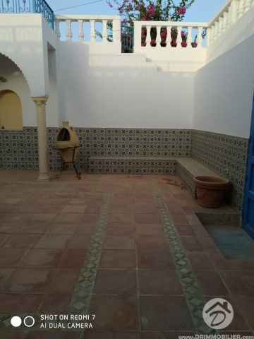 V400 -                            Sale
                           Houch Djerbien Djerba