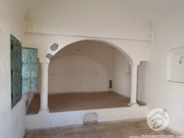 V424 -                            Vente
                           Houch Djerbien Djerba