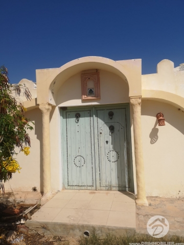 V424 -                            Sale
                           Houch Djerbien Djerba