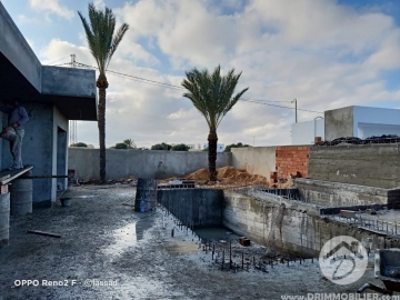 V452 -                            Vente
                           Villa avec piscine Djerba