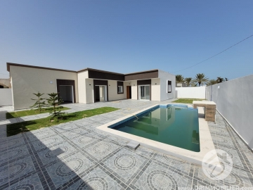 V494 -                            Vente
                           Villa avec piscine Djerba