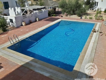 V500 -                            Sale
                           Villa avec piscine Djerba