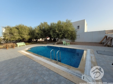 V511 -                            Vente
                           Villa avec piscine Djerba