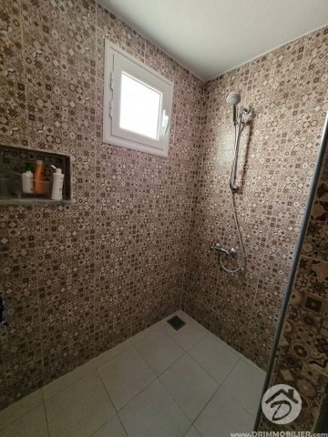 V511 -                            Vente
                           Villa avec piscine Djerba
