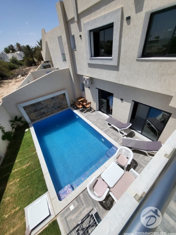 V542 -                            Vente
                           Villa avec piscine Djerba