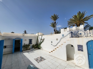 V554 -                            Vente
                           Houch Djerbien Djerba