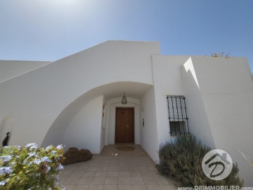 V577 -                            Sale
                           Villa avec piscine Djerba